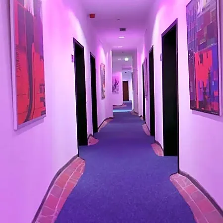 Arthotel فندق ماغديبورغ