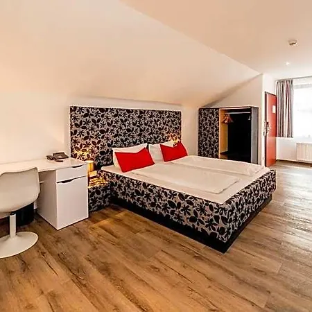 Hotel Arthotel 3*