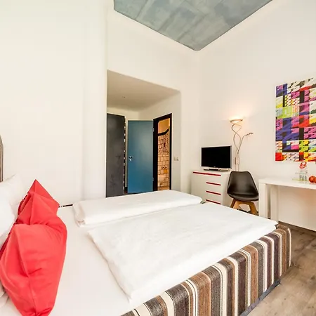 Hotel Arthotel 3*